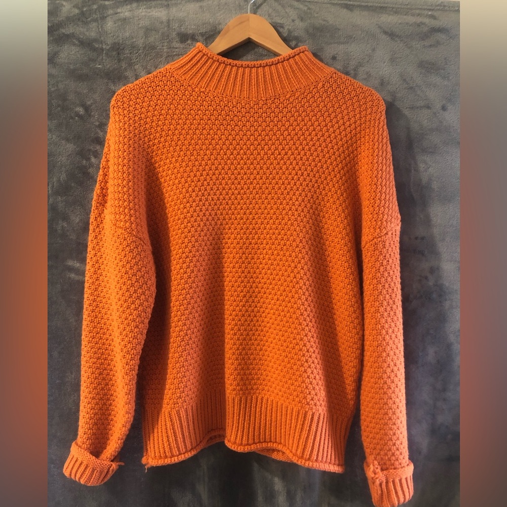 Cozy and easy to use with leggings or your favorite pair of jeans.